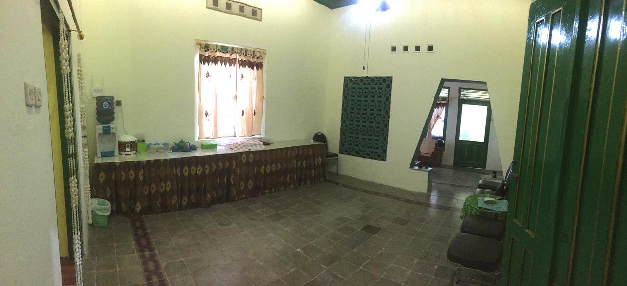 D'Santoso Homestay Yogyakarta Extérieur photo